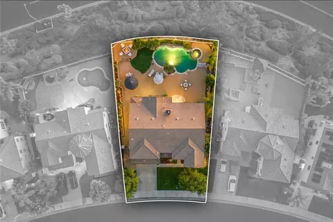 View/Area - 45211 Willowick St, Temecula, CA 92592 photo 3 of 9