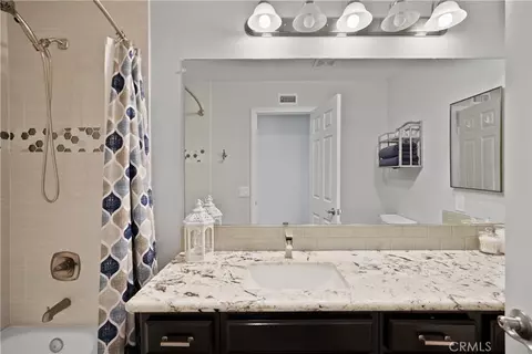 Bath - 2186 Eiffel Cir, Upland, CA 91784 photo 5 of 5
