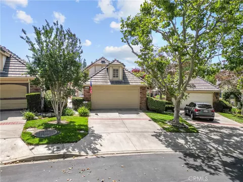 Exterior - 2186 Eiffel Cir, Upland, CA 91784 photo 9 of 11
