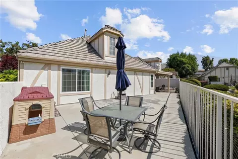 Exterior - 2186 Eiffel Cir, Upland, CA 91784 photo 5 of 11