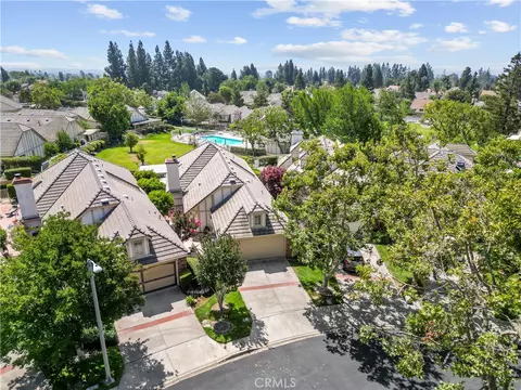 View/Area - 2186 Eiffel Cir, Upland, CA 91784 photo 3 of 7