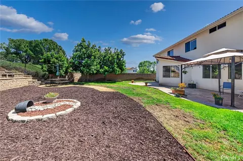 Exterior - 39977 Chalon Ct, Temecula, CA 92591 photo 7 of 12