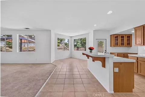 Living - 39977 Chalon Ct, Temecula, CA 92591 photo 4 of 8