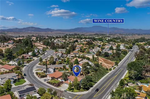 View/Area - 39977 Chalon Ct, Temecula, CA 92591 photo 4 of 6