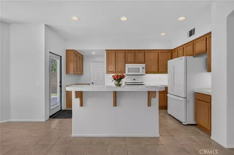 Kitchen - 39977 Chalon Ct, Temecula, CA 92591 photo 3 of 3
