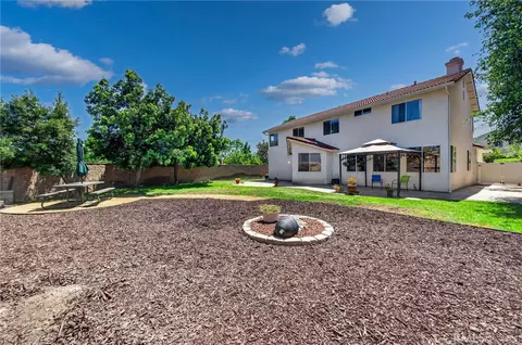 Exterior - 39977 Chalon Ct, Temecula, CA 92591 photo 7 of 11