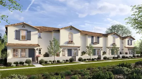 8591 Pimiento St, Jurupa Valley, CA 92509
