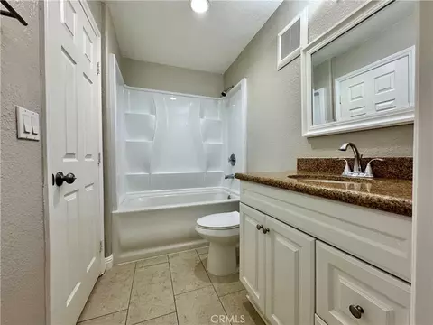 Bath - 432 Edgehill #95, Oceanside, CA 92054 photo 5 of 5