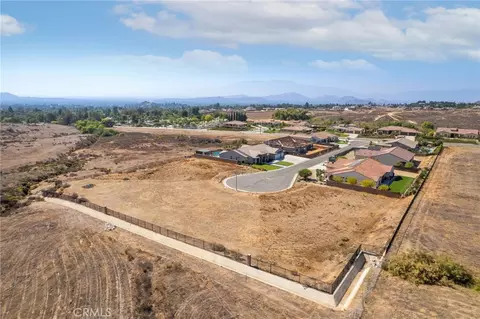 7948 Featherstone Ct, Riverside, CA 92506 photo 7