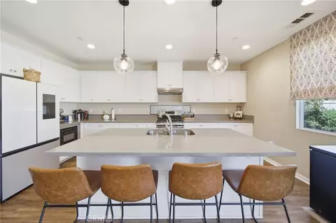Kitchen - 1198 Venice, Mentone, CA 92359 photo 2 of 4