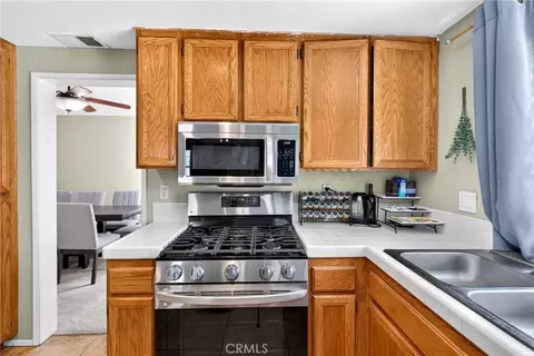 Kitchen - 3141 Daniel, Hemet, CA 92545 photo 3 of 7