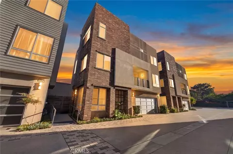 821 Brickyard, Costa Mesa, CA 92627