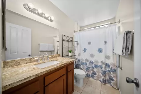 Bath - 27879 Foxfire St, Menifee, CA 92586 photo 3 of 3