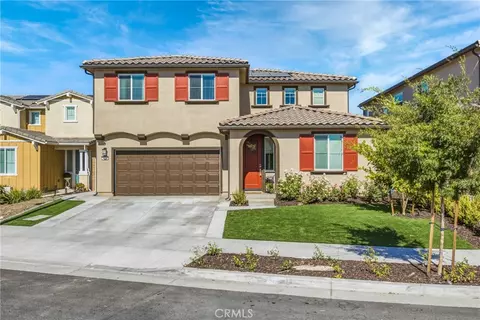 34330 Coconut Cir, Winchester, CA 92596