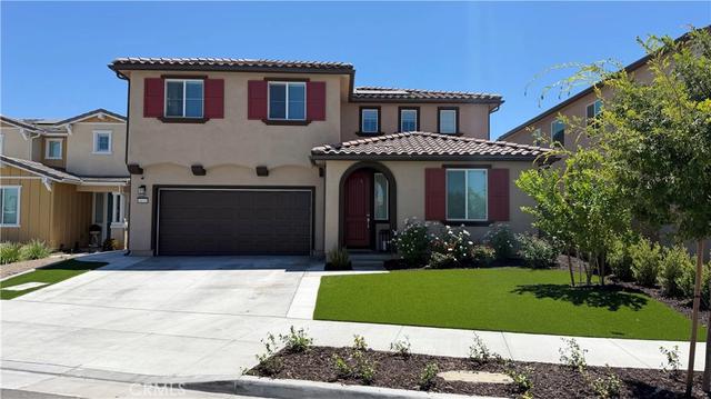 34330 Coconut Cir, Winchester, CA 92596