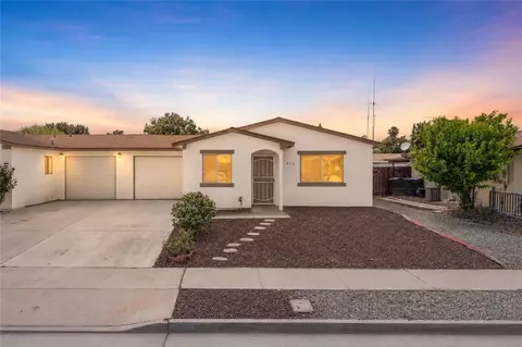 633 San Rogelio St, Hemet, CA 92545