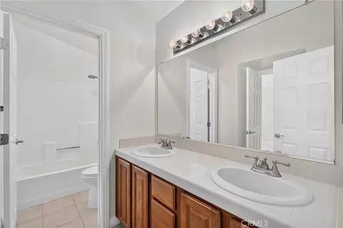 Bath - 45686 Jeronimo, Temecula, CA 92592 photo 4 of 4