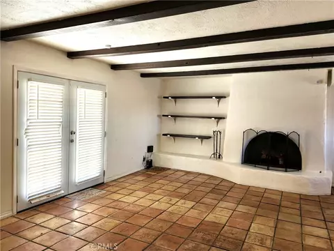 Living - 850 Keith, Barstow, CA 92311 photo 1 of 4