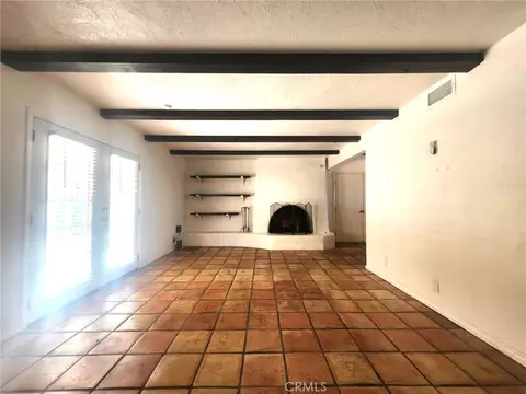 Living - 850 Keith, Barstow, CA 92311 photo 4 of 4