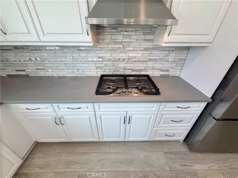 Kitchen - 20885 Barn, Riverside, CA 92507 photo 6 of 12