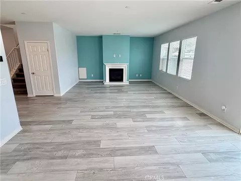 Living - 20885 Barn, Riverside, CA 92507 photo 3 of 5
