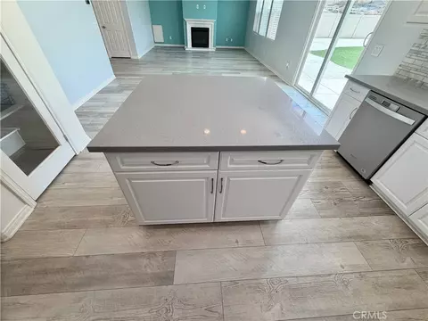 Kitchen - 20885 Barn, Riverside, CA 92507 photo 11 of 12