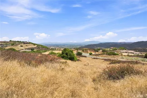 8 Via Vista Grande, Murrieta, CA 92562