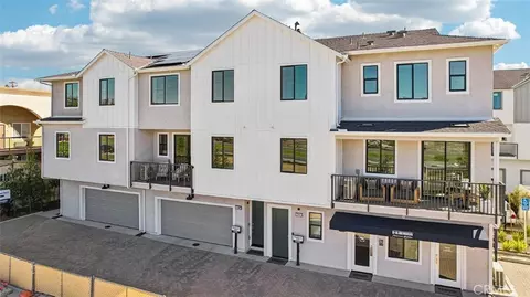 2343 Golden Blaze Gln, Escondido, CA 92025