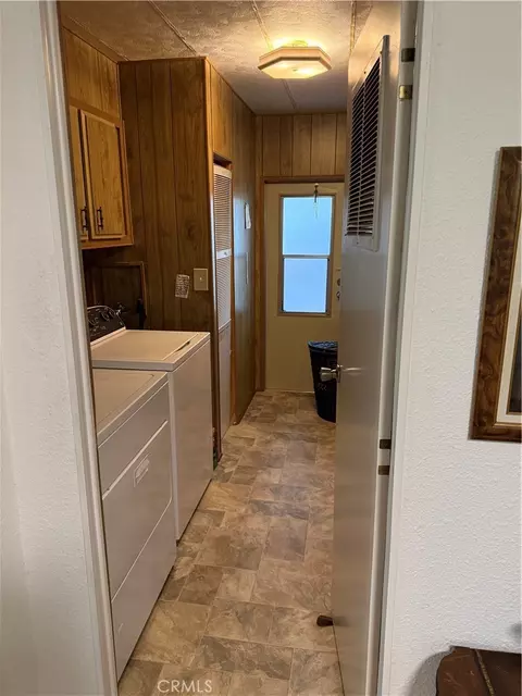 10564 Frontier, Cherry Valley, CA 92223 photo 8