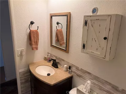 10564 Frontier, Cherry Valley, CA 92223 photo 31