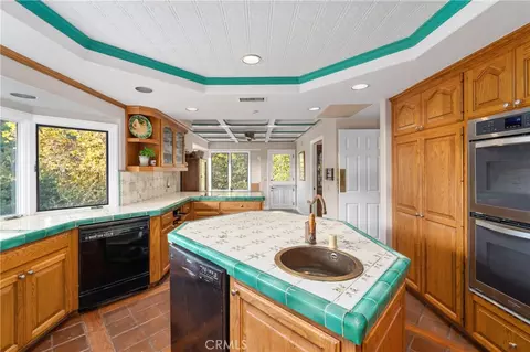 Kitchen - 2923 Nuestra, Fallbrook, CA 92028 photo 2 of 3