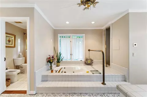 Bath - 2923 Nuestra, Fallbrook, CA 92028 photo 2 of 3