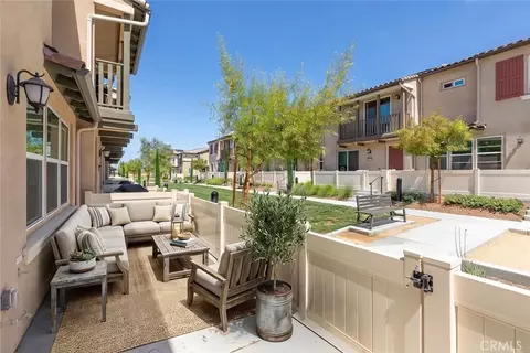 Exterior - 39438 Corvina, Temecula, CA 92591 photo 5 of 7