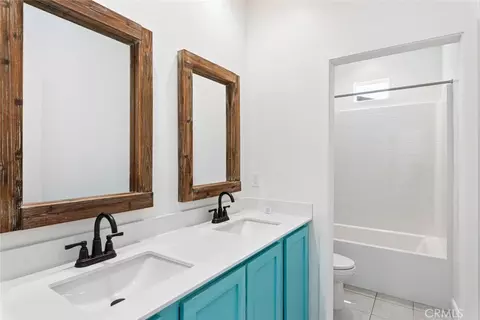 Bath - 39438 Corvina, Temecula, CA 92591 photo 2 of 2