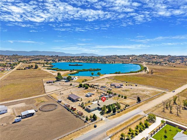49701 Sky Hbr, Aguanga, CA 92536