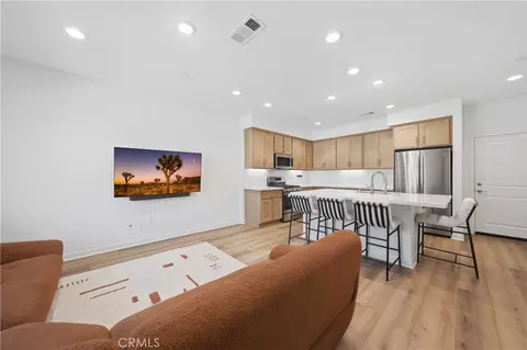 Entry Way - 39376 Corvina Ln, Temecula, CA 92591 photo 2 of 7