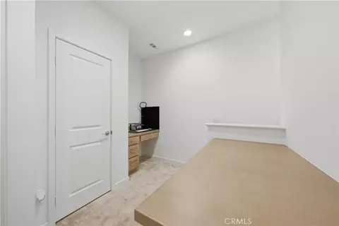 Entry Way - 39376 Corvina Ln, Temecula, CA 92591 photo 5 of 7