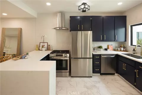 2500 Abbot Kinney Blvd #20, Venice, CA 90291
