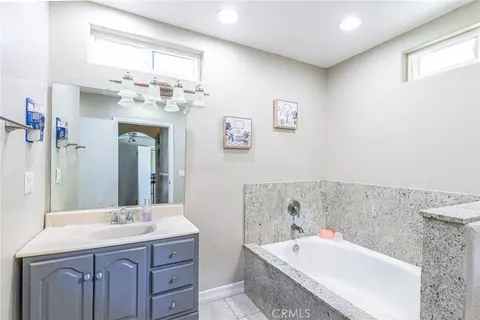 Bath - 21321 Lemon, Wildomar, CA 92595 photo 3 of 4