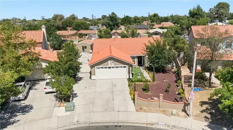 37328 Festival Ct, Palmdale, CA 93552