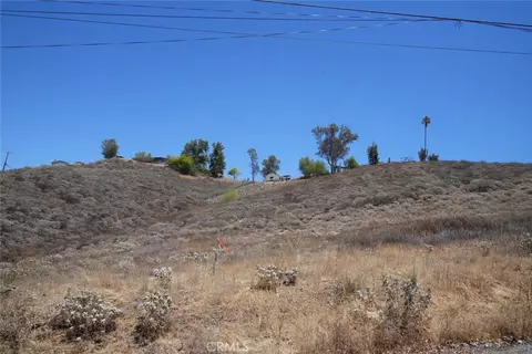 24200 Beverly, Menifee, CA 92587 photo 13