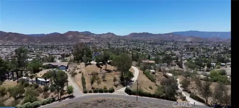 24200 Beverly, Menifee, CA 92587 photo 4