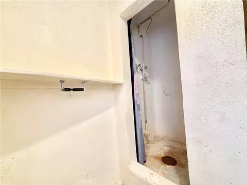 Bath - 84514 6th St, Trona, CA 93562 photo 2 of 2