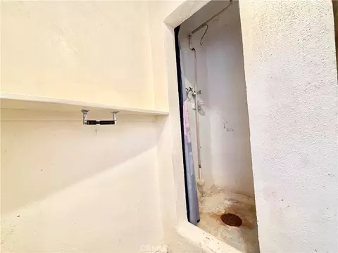 Bath - 84514 6th St, Trona, CA 93562 photo 2 of 2