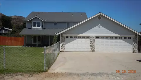 33325 Morrell Dr, Lake Elsinore, CA 92530