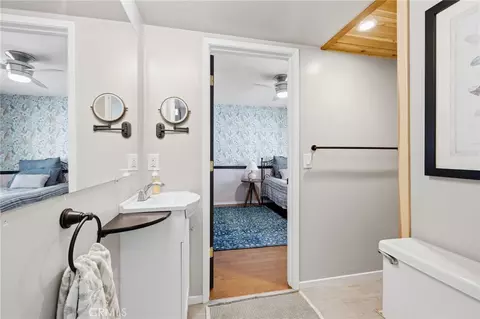 Bath - 468 E Vw, Santa Paula, CA 93060 photo 1 of 5