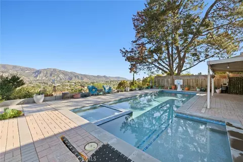 Exterior - 468 E Vw, Santa Paula, CA 93060 photo 3 of 13