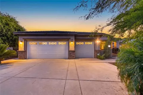 29403 Canyon Valley Dr, Lake Elsinore, CA 92530