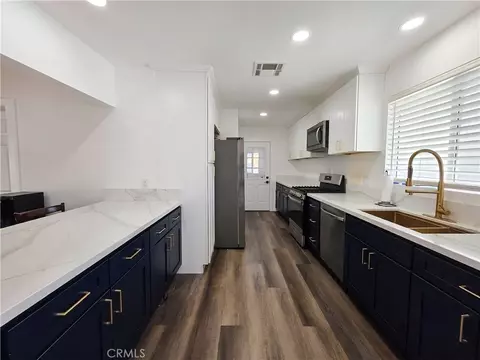 3665 Ross St, Riverside, CA 92503 photo 3