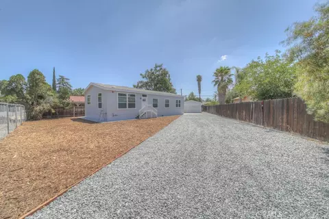 26113 Naumann, Homeland, CA 92548